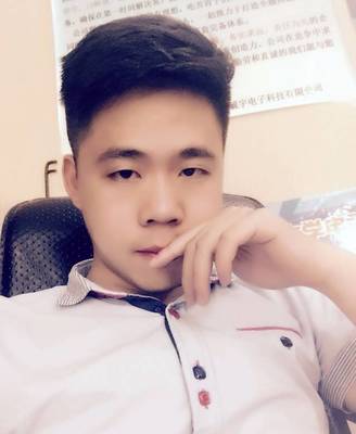 谁是你心目中的“毕业生十大典型人物”?