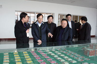 台儿庄:省畜牧兽医局领导检查畜产品质量安全监管工作-古城台儿庄
