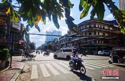 工厂复工大学复课 柬埔寨加速各领域开放